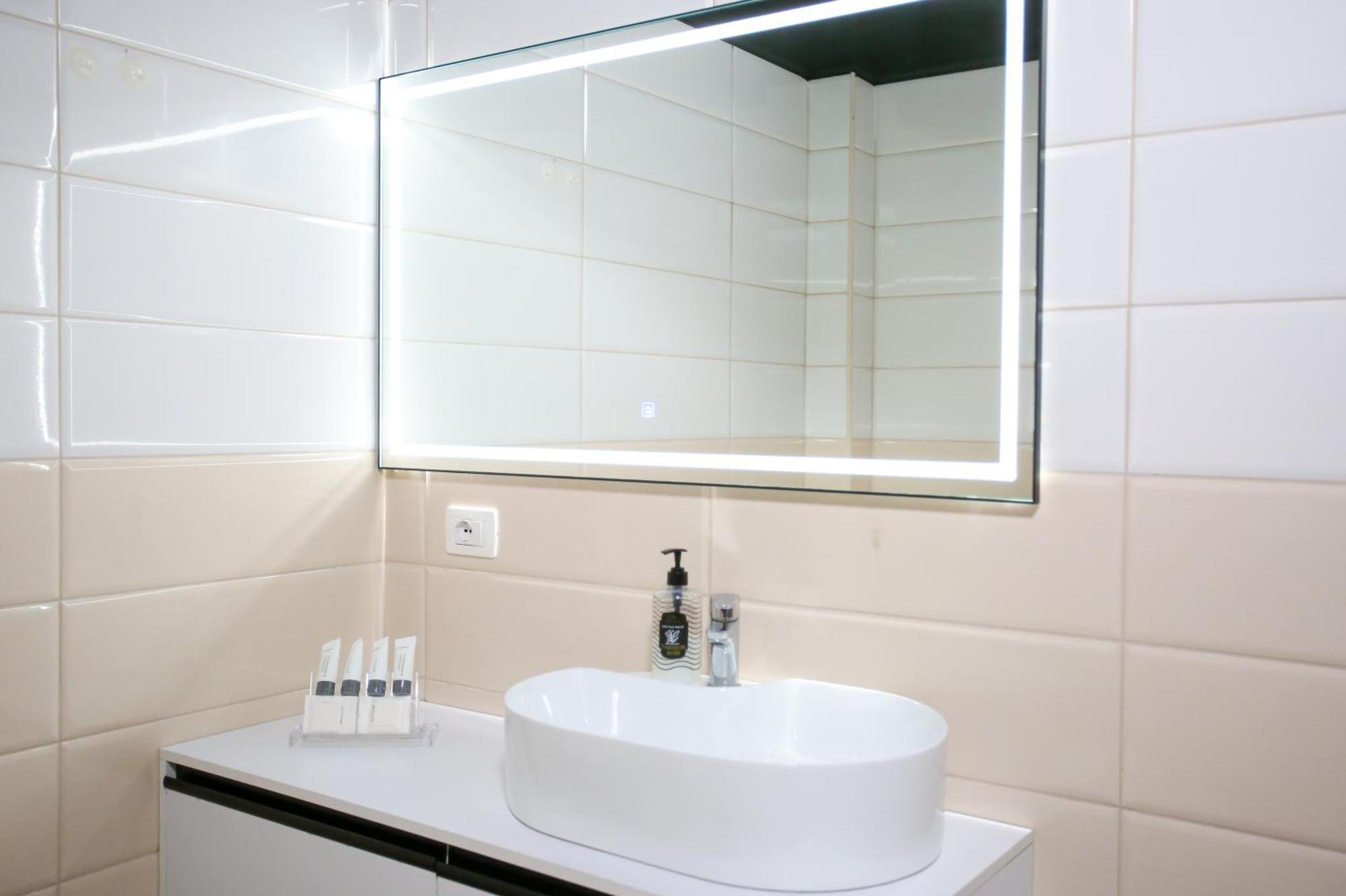 Oasis Residence Vlore Exterior photo